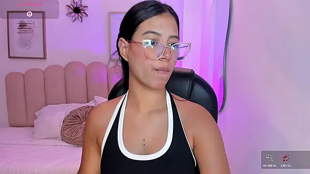 raven stonee online show from March 20, 11:17 pm