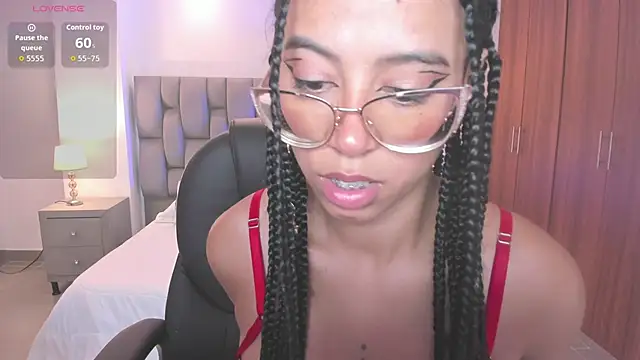 raven stonee online show from February 10, 12:31 am