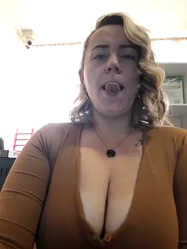 CurvyLust x online show from September 25, 2:23 pm