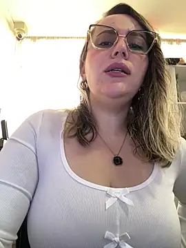 CurvyLust x online show from March 25, 1:54 pm