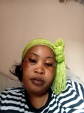 OCEANSQUITERXXX online show from March 16, 7:45 am