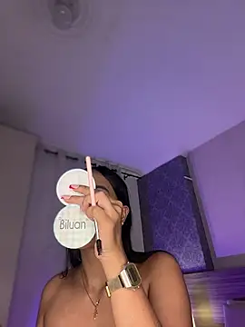 MiilaBlake online show from April 7, 7:37 pm