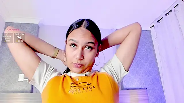 MiilaBlake online show from November 30, 8:09 pm