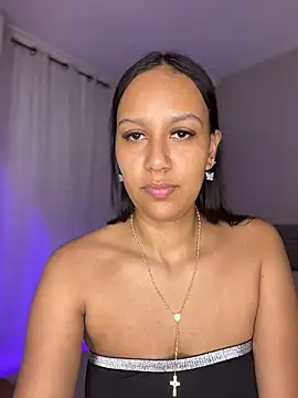 MiilaBlake online show from March 29, 8:10 pm