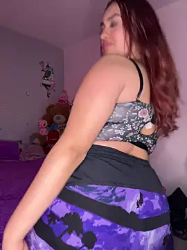 naomirouse  online show from March 22, 10:00 pm