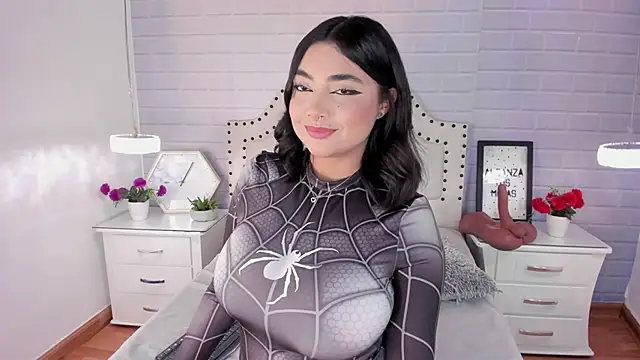 Snapshot of SASHASTRADA chatting on October 24, 10:20 pm SASHASTRADA online show from October 24, 10:20 pm