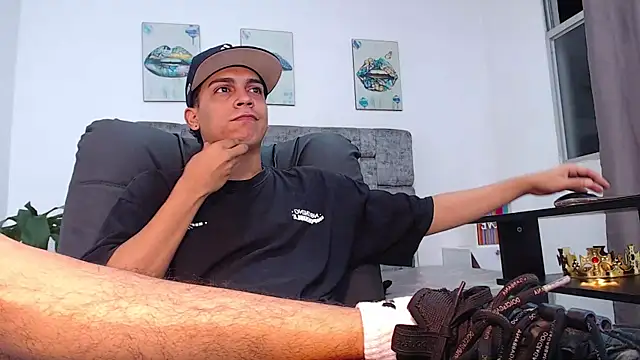 Snapshot of david_santos16 chatting on October 19, 1:41 am david santos16 online show from October 19, 1:41 am