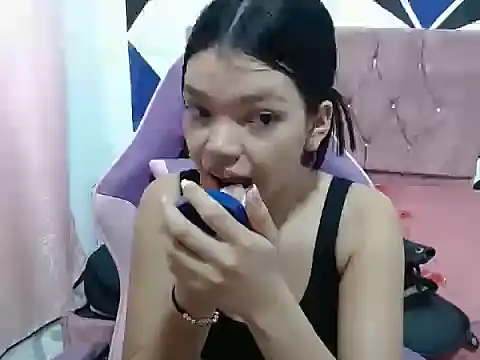shy luna18 online show from October 17, 1:13 pm