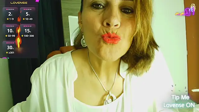 Snapshot of Marysexy73 chatting on September 29, 9:49 am Marysexy73 online show from September 29, 9:49 am