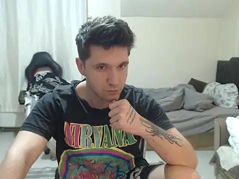 2handsomemann online show from April 8, 7:15 pm