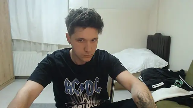 2handsomemann online show from May 25, 7:45 pm
