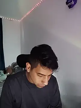 Juann-cock online show from February 4, 1:28 pm