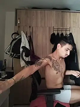 Snapshot of Juann-cock chatting on July 16, 9:12 pm Juann-cock online show from July 16, 9:12 pm