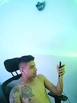 Juann-cock online show from March 11, 2:05 am