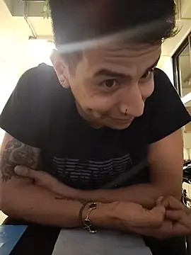 Juann-cock online show from April 19, 8:37 am