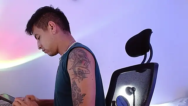 Juann-cock online show from February 5, 1:34 am