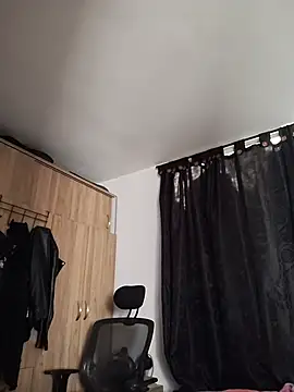 Snapshot of Juann-cock chatting on July 7, 6:11 pm Juann-cock online show from July 7, 6:11 pm