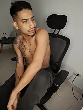 Juann-cock online show from May 24, 2:22 am