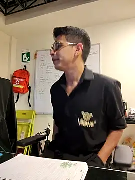 Snapshot of Juann-cock chatting on September 26, 12:39 am Juann-cock online show from September 26, 12:39 am