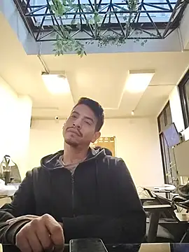 Juann-cock online show from May 16, 10:20 pm