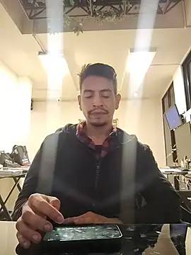 Juann-cock online show from May 11, 3:30 am