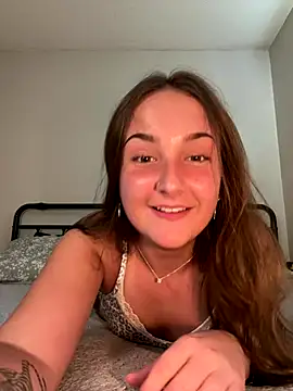 Snapshot of MadilynX777 chatting on October 10, 10:43 pm MadilynX777 online show from October 10, 10:43 pm