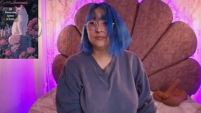 Lilith curvy online show from September 13, 7:36 pm