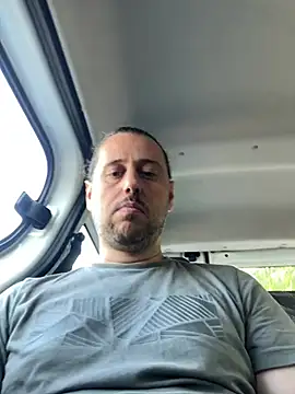Snapshot of paleron34 chatting on July 21, 2:51 pm paleron34 online show from July 21, 2:51 pm