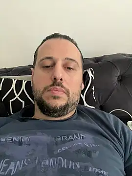 Snapshot of paleron34 chatting on March 22, 7:43 am paleron34 online show from March 22, 7:43 am
