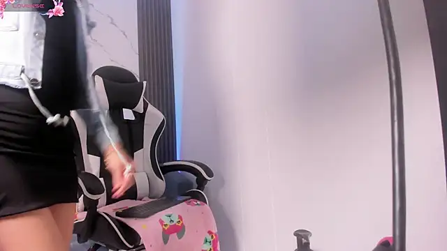 ShaunaDream online show from October 20, 6:15 am