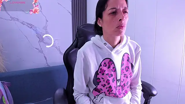 ShaunaDream online show from January 11, 3:57 am