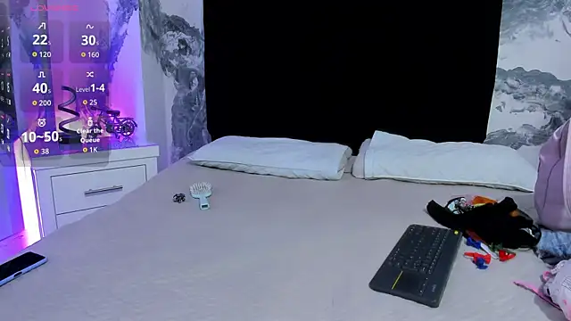 ShaunaDream online show from November 8, 4:05 am