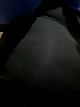 Cuckold-masters-dog online show from October 25, 12:21 am