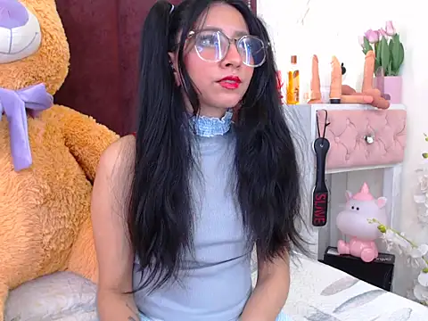 VioletxBloom online show from October 9, 7:25 pm