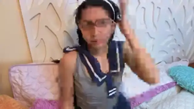 VioletxBloom online show from April 17, 1:03 pm