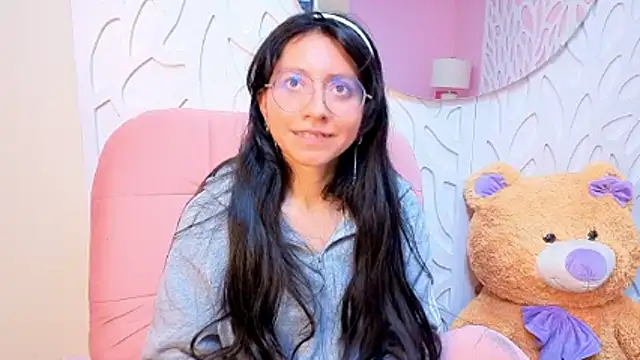 VioletxBloom online show from April 15, 8:53 pm