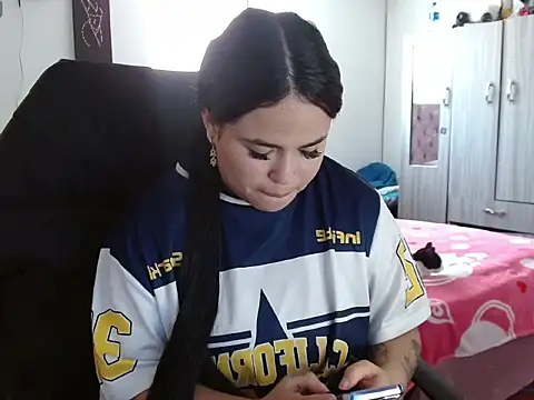 selena rose      online show from March 13, 5:51 pm