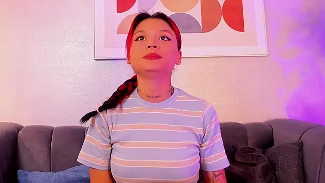 EmaDuff online show from October 8, 11:56 am