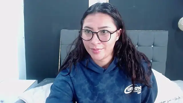 nicolee 8 online show from September 27, 11:16 am