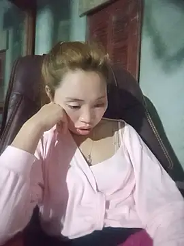 Snapshot of sulove_xx chatting on June 11, 2:58 pm sulove xx online show from June 11, 2:58 pm
