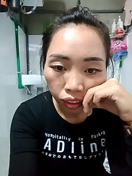 Snapshot of sulove_xx chatting on October 13, 2:29 pm sulove xx online show from October 13, 2:29 pm
