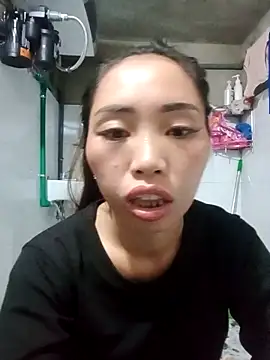 Snapshot of sulove_xx chatting on October 9, 11:05 pm sulove xx online show from October 9, 11:05 pm