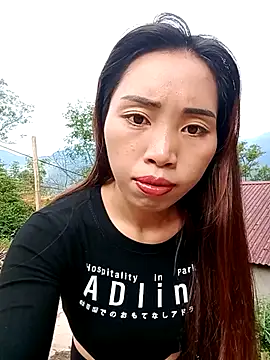 Snapshot of sulove_xx chatting on October 19, 12:24 am sulove xx online show from October 19, 12:24 am