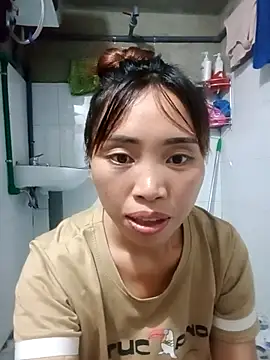 Snapshot of sulove_xx chatting on October 5, 1:24 pm sulove xx online show from October 5, 1:24 pm