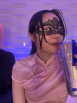 NENEandOJI online show from April 9, 12:22 pm
