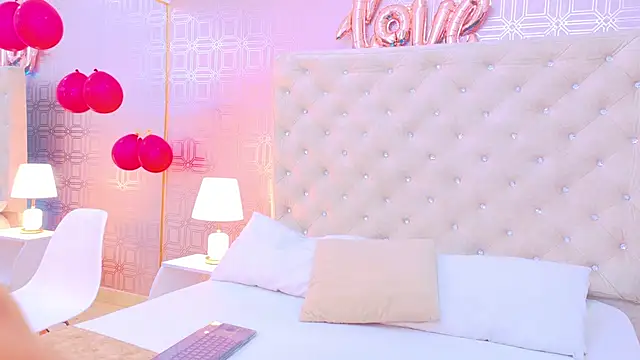 Snapshot of Samanta_Isel chatting on February 14, 3:07 am Samanta Isel online show from February 14, 3:07 am