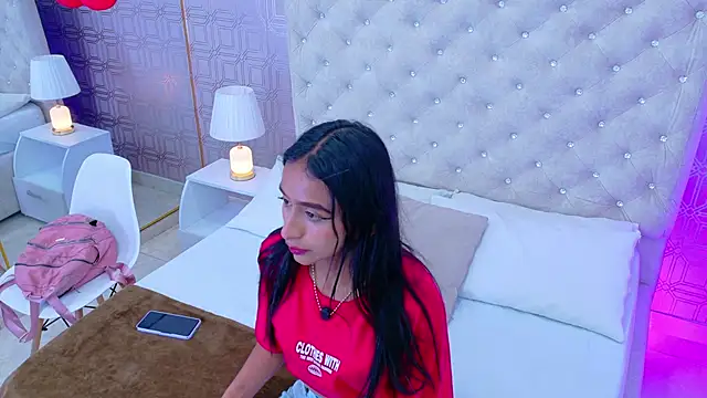 Snapshot of Samanta_Isel chatting on February 20, 3:03 am Samanta Isel online show from February 20, 3:03 am