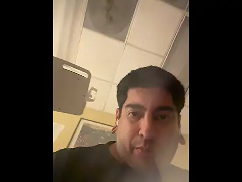 Snapshot of beenastyy chatting on November 1, 8:08 am beenastyy online show from November 1, 8:08 am