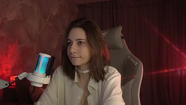 LumeNova online show from February 15, 12:55 am