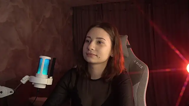 LumeNova online show from February 23, 2:24 am